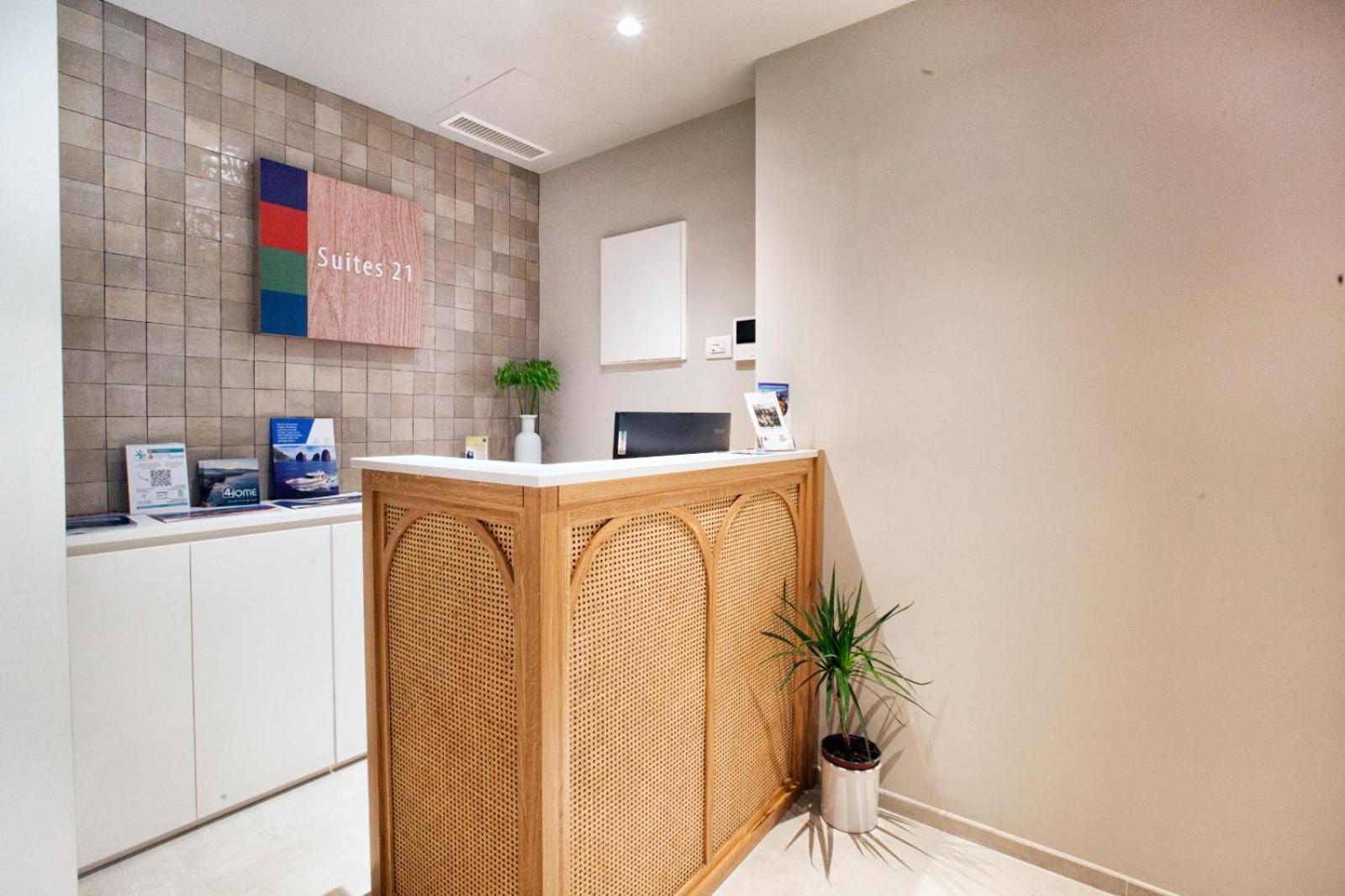 סורנטו Estate4Home - Suites 21 מראה חיצוני תמונה