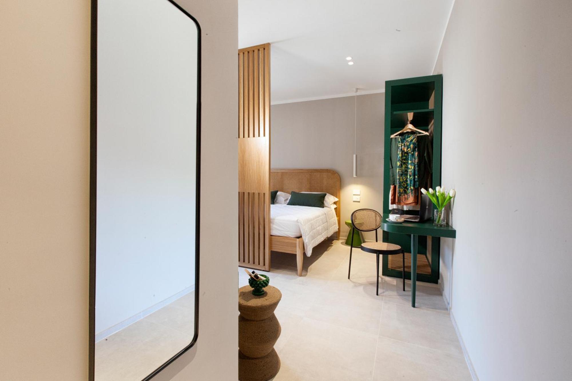 סורנטו Estate4Home - Suites 21 מראה חיצוני תמונה
